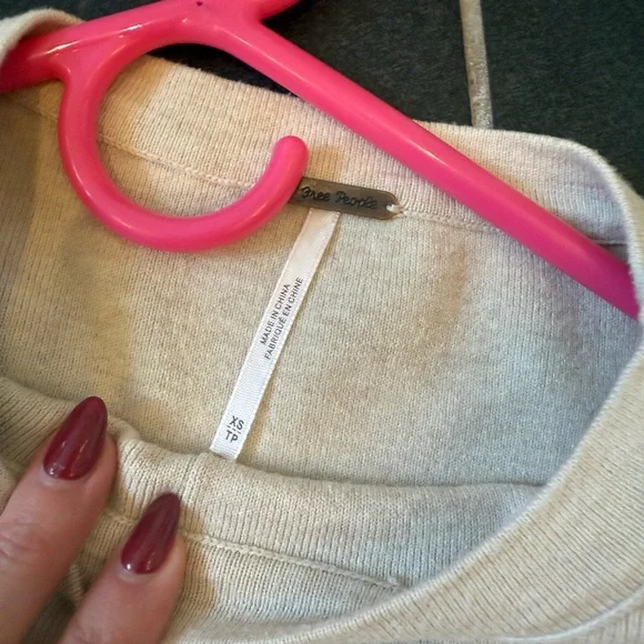 Sold Free People Uptown pullover in Cream XS - Picture 6 of 7